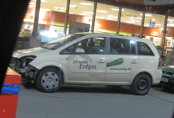 Gesehen an der Tanke, Quelle: Sash