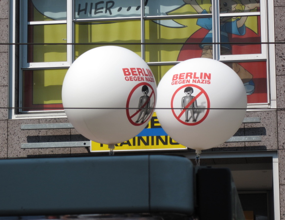 2009-05-01-2 Stylische Luftballons in Köpenick, Quelle: Sash